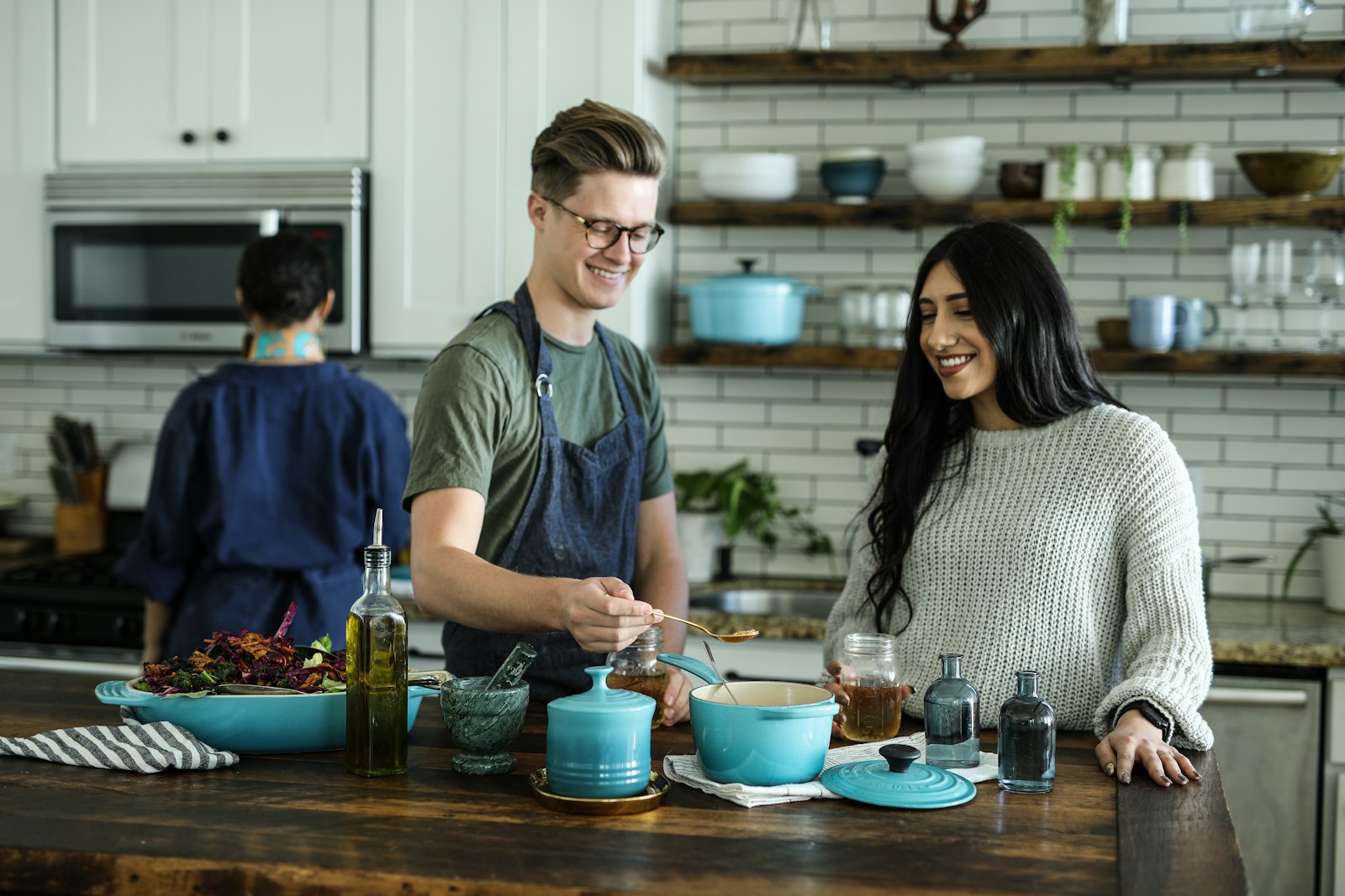 Cooking classes in Barcelona: market confidence, shared tables, and dinner that starts the talking