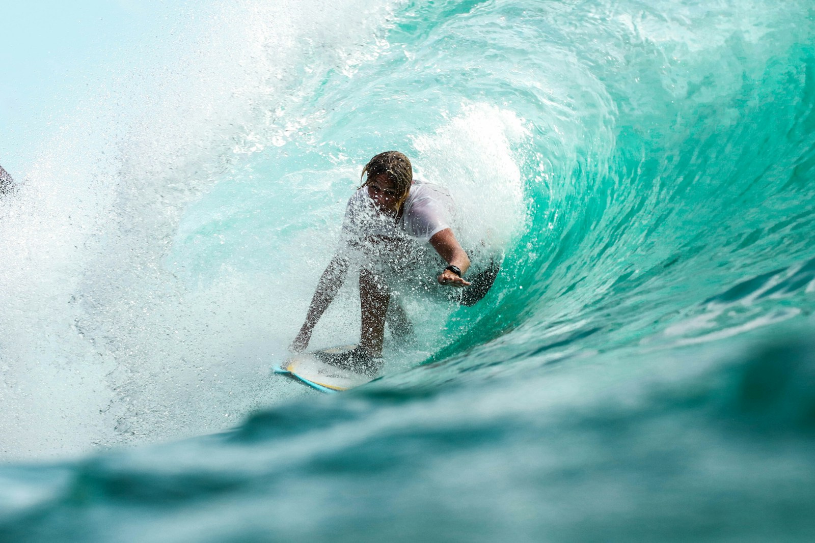 Surf lessons near Barcelona: beginner waves, beach confidence, and going solo without overthinking it